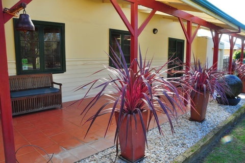Busselton Guest House - Sunshine Coast Tourism 3