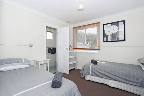 Busselton Guest House - Sunshine Coast Tourism 29