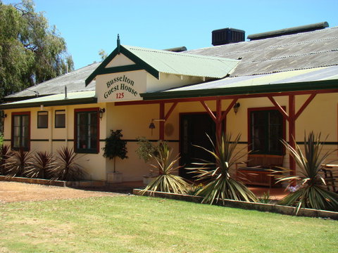 Busselton Guest House - Sunshine Coast Tourism 32
