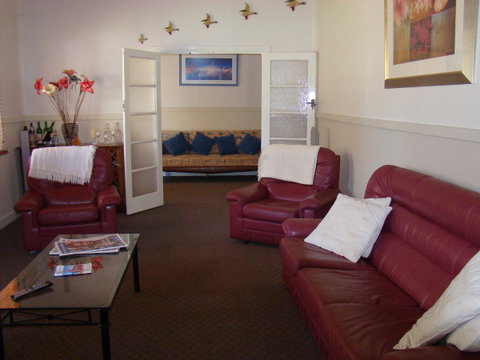 Busselton Guest House - Sunshine Coast Tourism 22