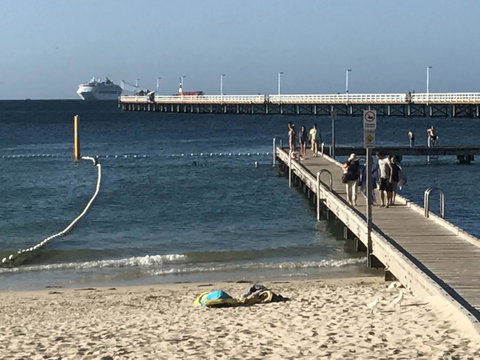 Busselton Guest House - Sunshine Coast Tourism 13