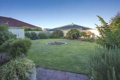 Indoyo Retreat - Sunshine Coast Tourism 14