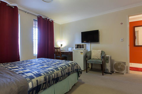 Arcadian Bed & Breakfast - Sunshine Coast Tourism 24