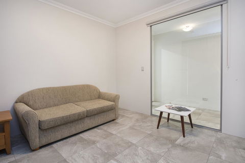 15 Cabot Close - Sunshine Coast Tourism 17