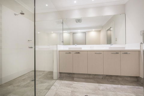 15 Cabot Close - Sunshine Coast Tourism 6