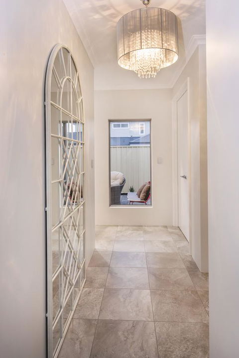 15 Cabot Close - Sunshine Coast Tourism 2