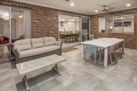 15 Cabot Close - Sunshine Coast Tourism 22