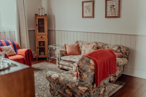Bluebird Cottage - Sunshine Coast Tourism 10