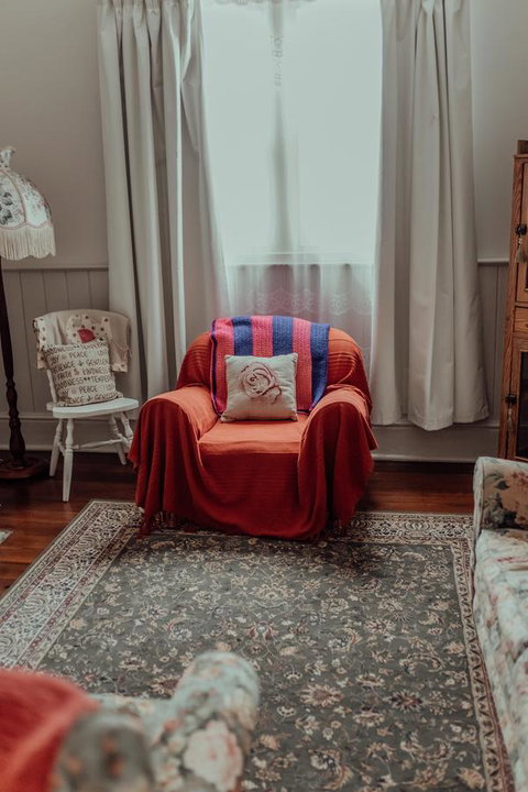 Bluebird Cottage - Sunshine Coast Tourism 11