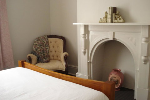 Bluebird Cottage - Sunshine Coast Tourism 7