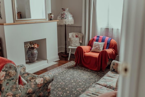 Bluebird Cottage - Sunshine Coast Tourism 9