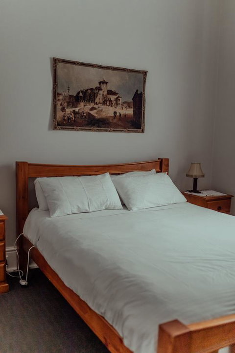 Bluebird Cottage - Sunshine Coast Tourism 6