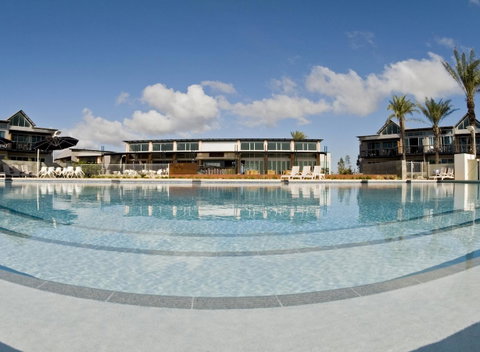 Mantarays Ningaloo Beach Resort - Sunshine Coast Tourism 3
