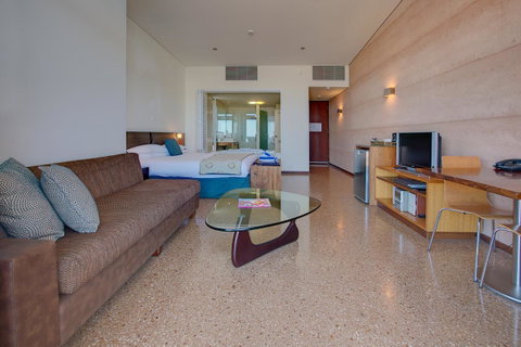 Mantarays Ningaloo Beach Resort - Sunshine Coast Tourism 21