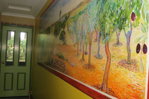 Bentwood Olive Grove Accommodation - Sunshine Coast Tourism 1