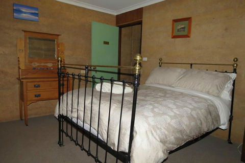 Bentwood Olive Grove Accommodation - Sunshine Coast Tourism 16