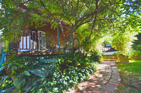 RoseMoore Bed & Breakfast - Sunshine Coast Tourism 7