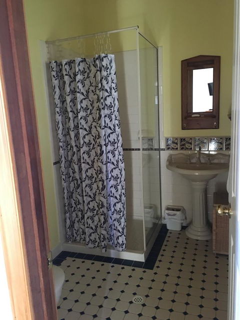 RoseMoore Bed & Breakfast - Sunshine Coast Tourism 3