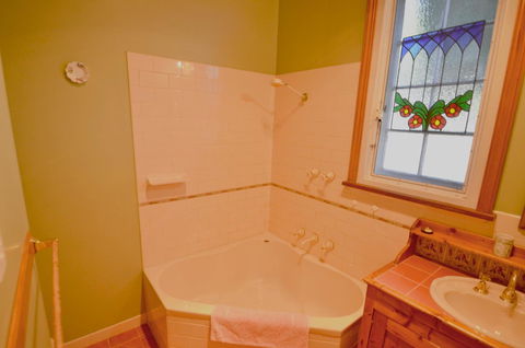 RoseMoore Bed & Breakfast - Sunshine Coast Tourism 13