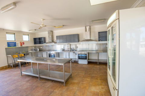 RAC Exmouth Cape Holiday Park - Sunshine Coast Tourism 20