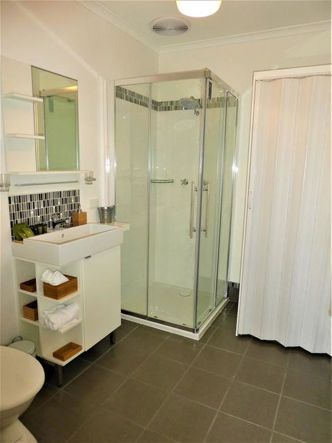 Treetops Cottage - Sunshine Coast Tourism 19