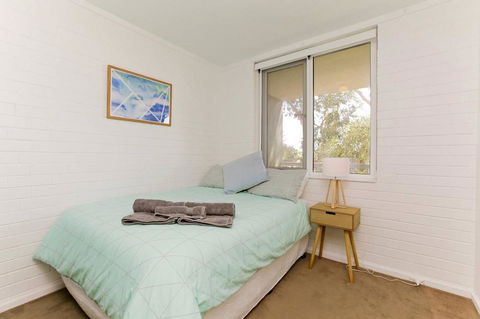 SEA BREEZE â€“ Between Cottesloe Beach & Swan River - Sunshine Coast Tourism 8