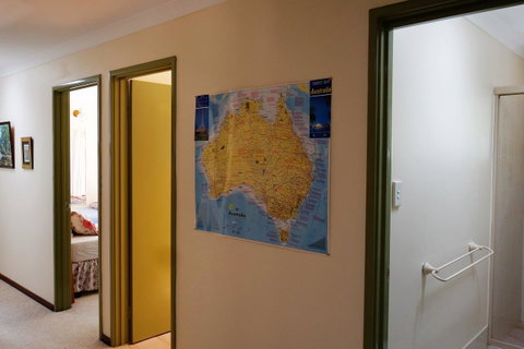Eleebana Guest House - Sunshine Coast Tourism 43