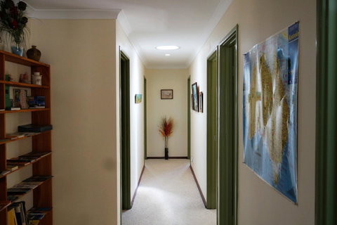 Eleebana Guest House - Sunshine Coast Tourism 41
