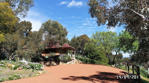 Eleebana Guest House - Sunshine Coast Tourism 19