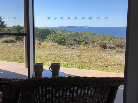 Bremer Bay B&B - Holiday Sunshine Coast 2