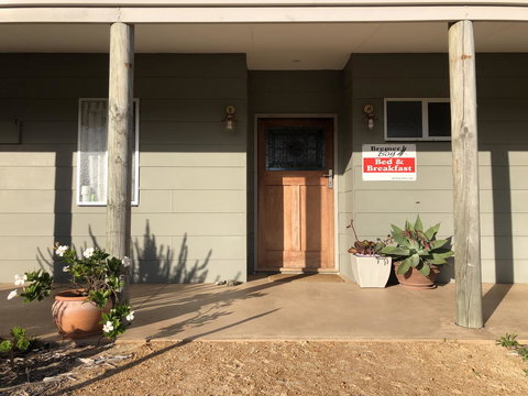 Bremer Bay B&B - Holiday Sunshine Coast 9