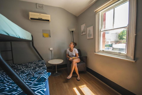 The Hive Hostel - Traveler Friendly, Passport Only - Holiday Sunshine Coast 24
