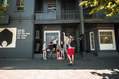 The Hive Hostel - Traveler Friendly, Passport Only - Holiday Sunshine Coast 17