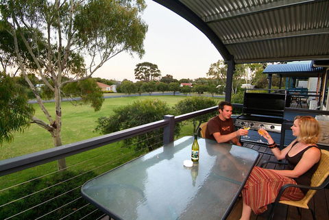Bay Village Resort Dunsborough - Sunshine Coast Tourism 2