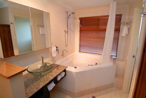 Bay Village Resort Dunsborough - Sunshine Coast Tourism 29
