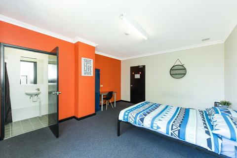 Billabong Backpackers Resort - Sunshine Coast Tourism 10
