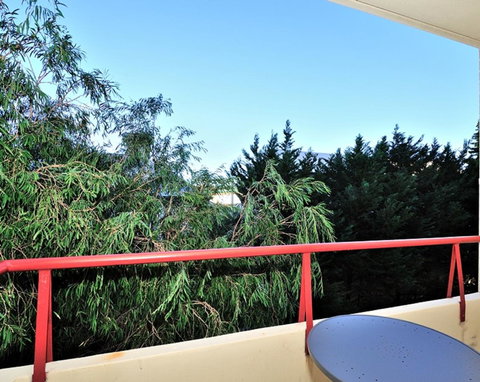 Cappuccino Delight - 1 Bedroom Central Fremantle Apartment - Holiday Sunshine Coast 8