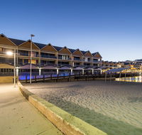 Dolphin Quay Apartments - Sunshine Coast Tourism