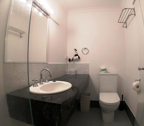 Criterion Hotel Perth - Sunshine Coast Tourism 7