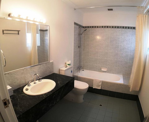 Criterion Hotel Perth - Sunshine Coast Tourism 27