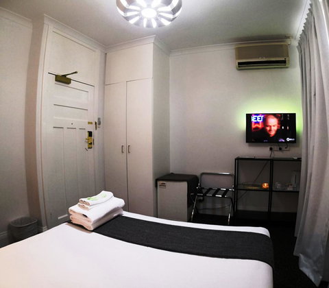 Criterion Hotel Perth - Sunshine Coast Tourism 9