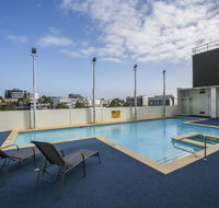 Charming Inner city apartment - Holiday Sunshine Coast