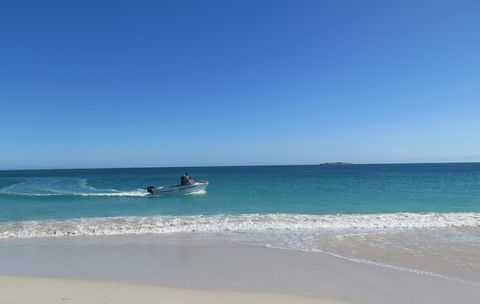Jurien Beachfront Holiday Units - Sunshine Coast Tourism 37