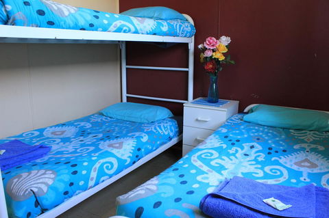 Jurien Beachfront Holiday Units - Sunshine Coast Tourism 17