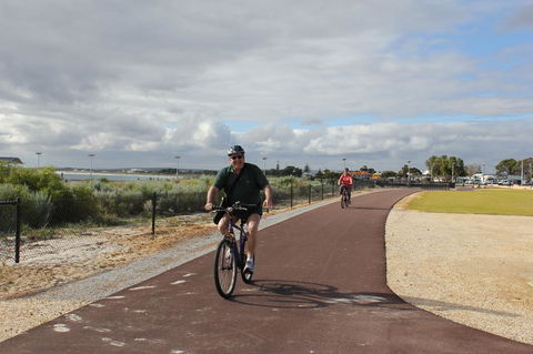 Jurien Beachfront Holiday Units - Sunshine Coast Tourism 20