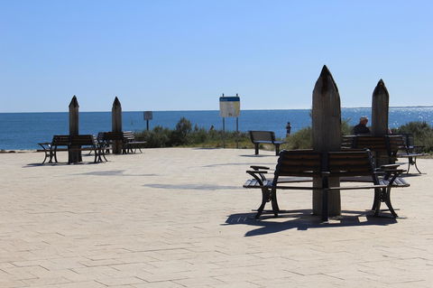 Jurien Beachfront Holiday Units - Sunshine Coast Tourism 35