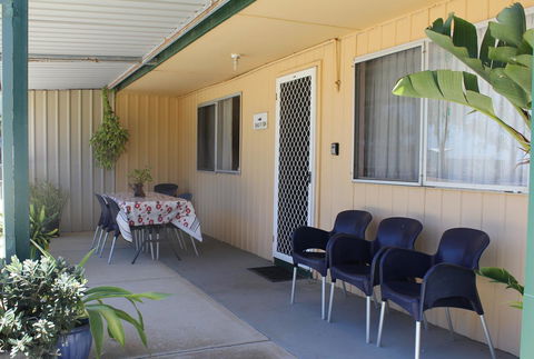Jurien Beachfront Holiday Units - Sunshine Coast Tourism 1