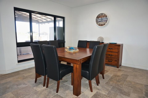 27 Corella Court - Sunshine Coast Tourism 5