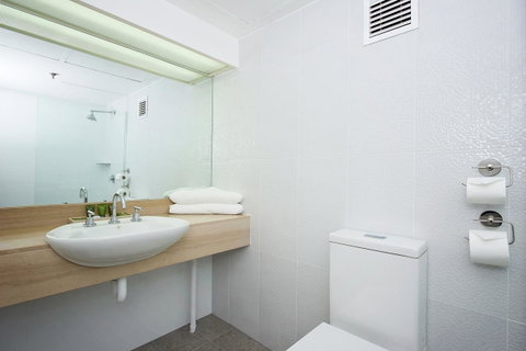 Best Western Plus Hotel Lord Forrest - Sunshine Coast Tourism 12