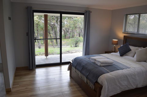 Eagle Bay House - Holiday Sunshine Coast 26